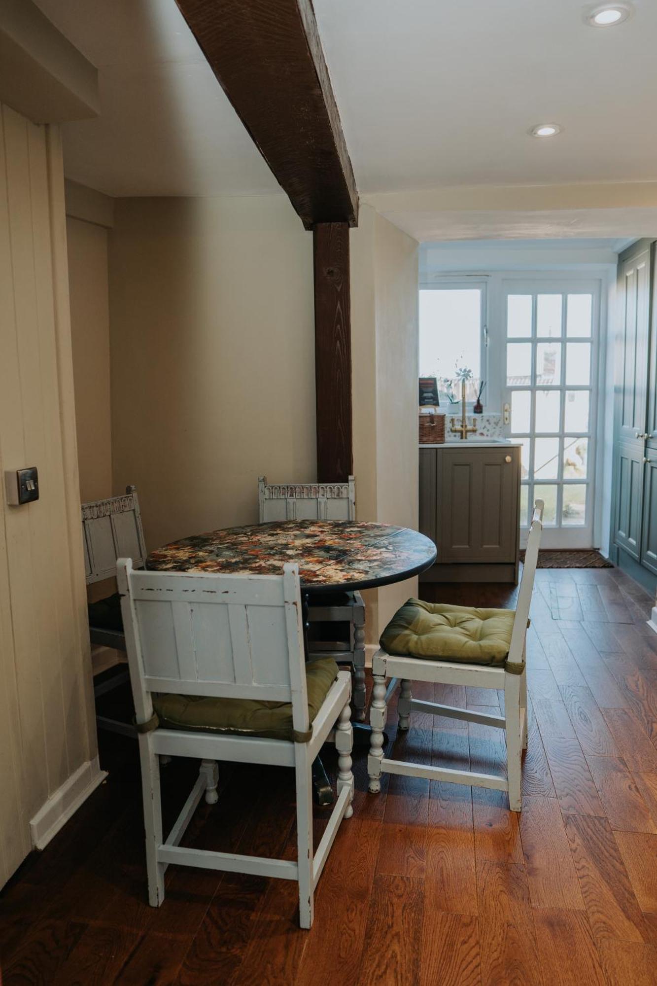 Rose & Star Cottage ฟรูม ภายนอก รูปภาพ